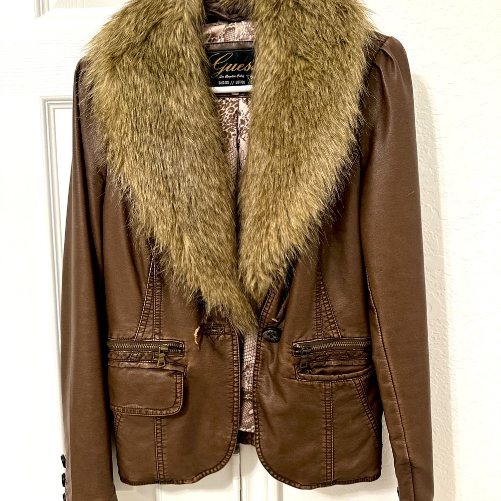 Guess Leather jacket 🧥 with Size xs , brown color 4 pockets (2 zipper pockets)
